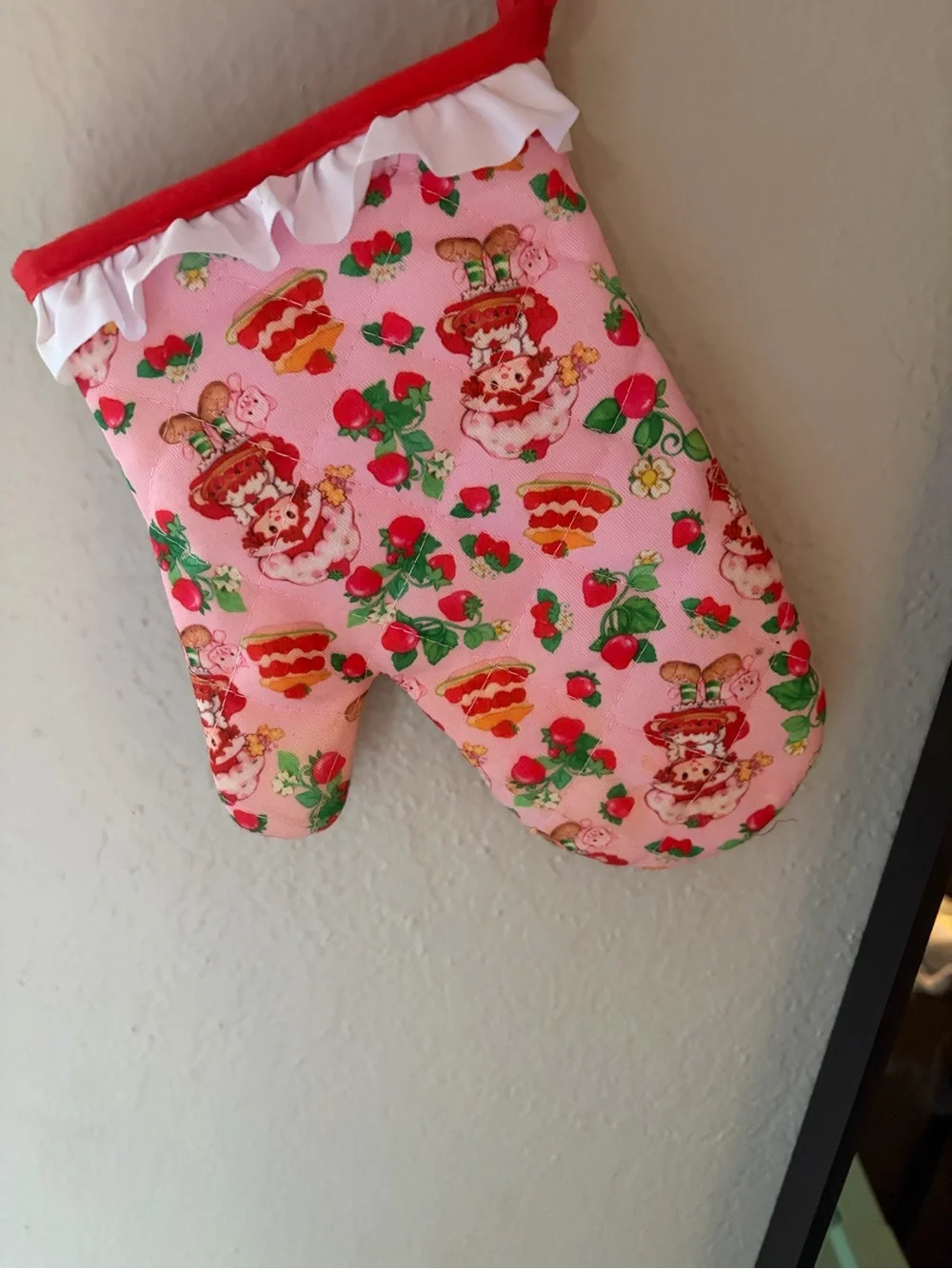 Pink Strawberry Print Oven Mitt with Ruffle Trim - Cute Kitchen Accessory